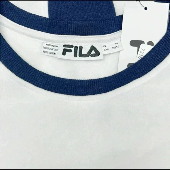 Fila Women’s Crewneck Logo Sweatshirt White Size 1X NWT - Picture 2 of 7